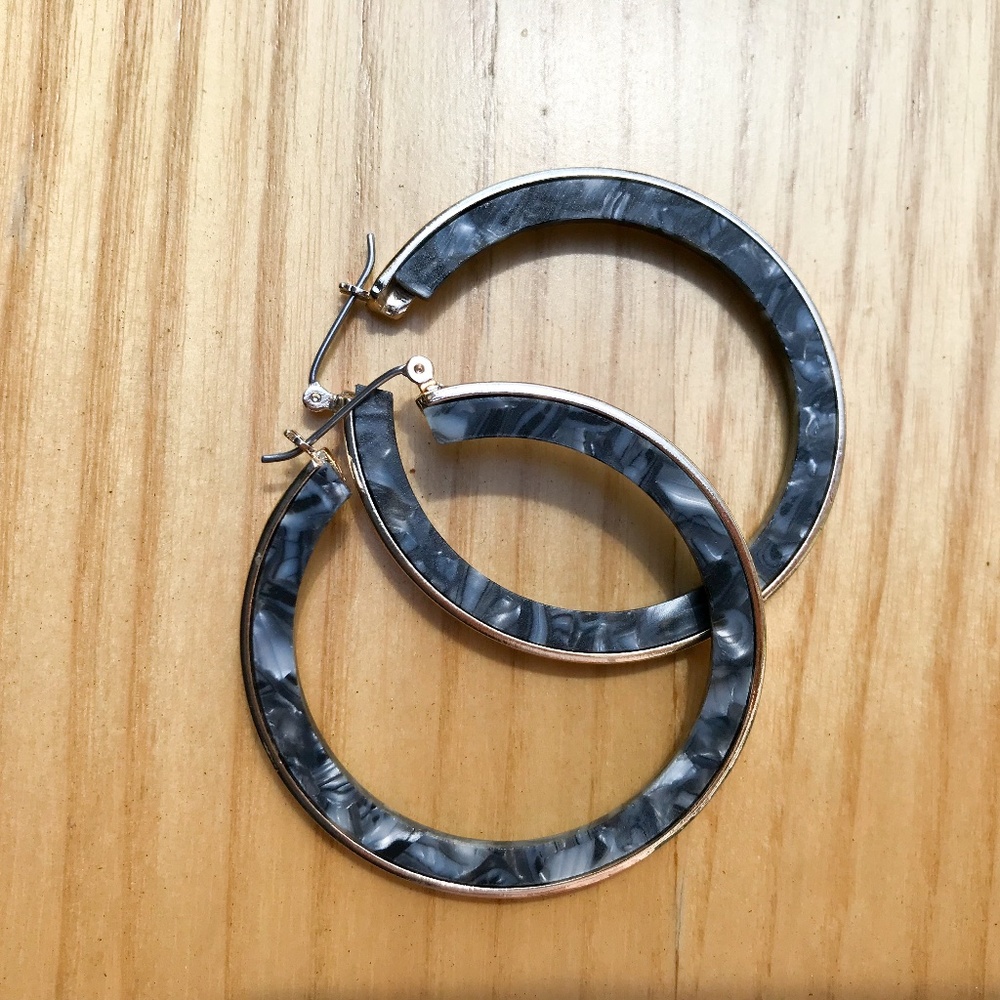 Black Marble Hoop Earring- Style On The Spot